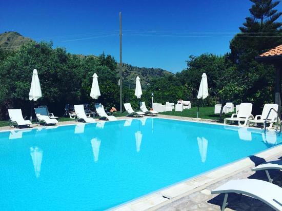 Agriturismo Valle Alcantara Villa Motta Camastra Luaran gambar